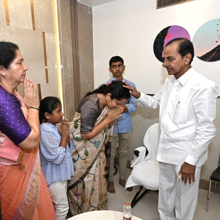 పెద్ది కుటుంబానికి కేసీఆర్ భారీ అండ.. రూ.2.25 కోట్ల సాయం…